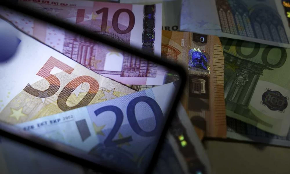 Συνταξιούχοι του Δημοσίου: "Σφαλιάρα" Ελεγκτικού Συνεδρίου - Συνταγματική η κατάργηση των δώρων